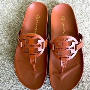 Worn once!  EUC Tory Burch Miller Cloud. Carmel brown. So comfortable! FREE SHIP